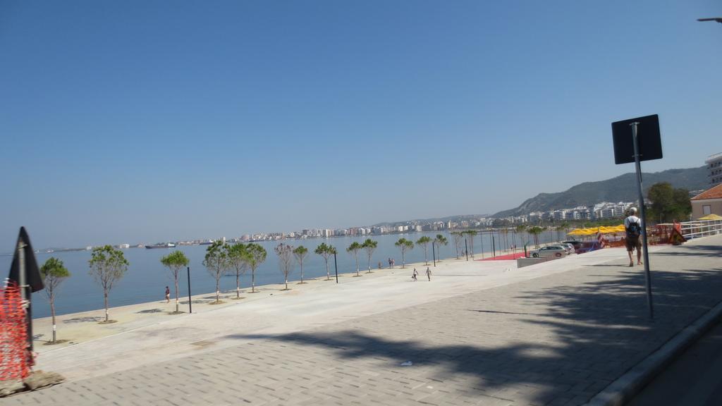 Renting House Vlore Luaran gambar