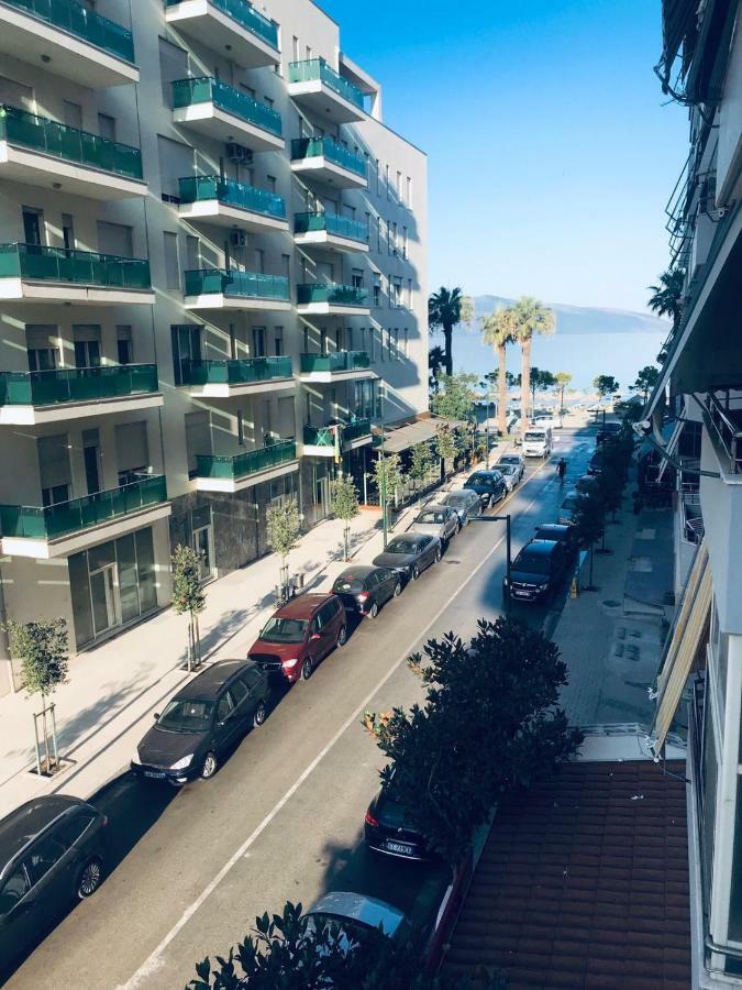 Renting House Vlore Luaran gambar